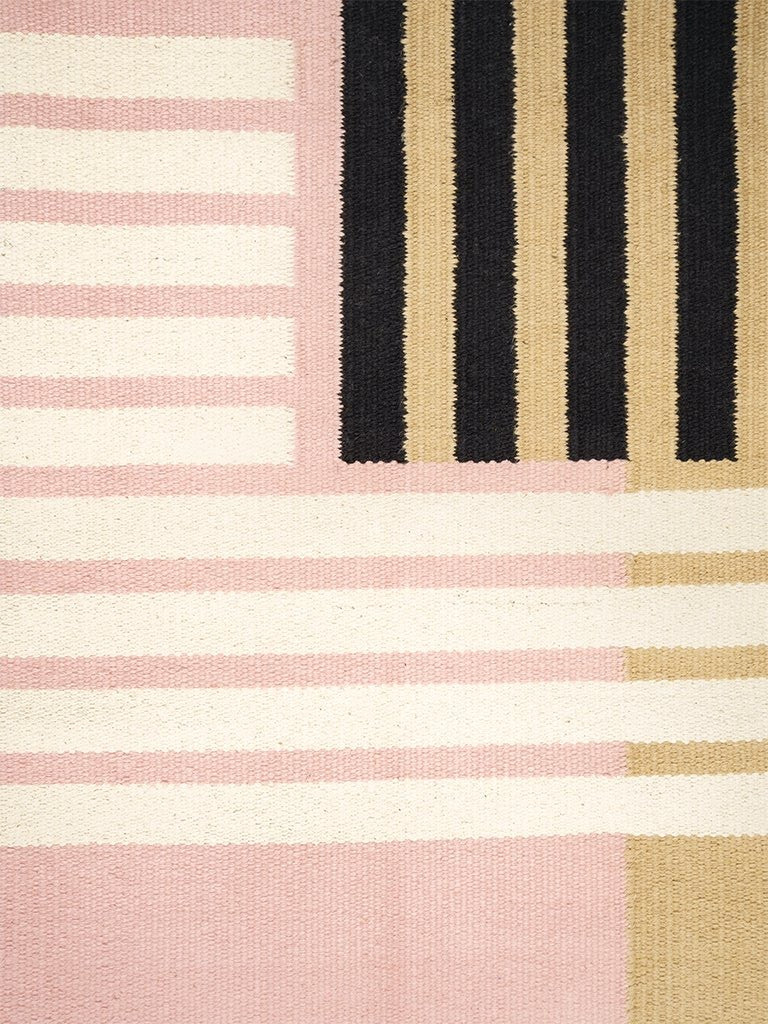 Baumwoll-Teppich mit geometrischem Muster // Rosa-Beige </br> Klein