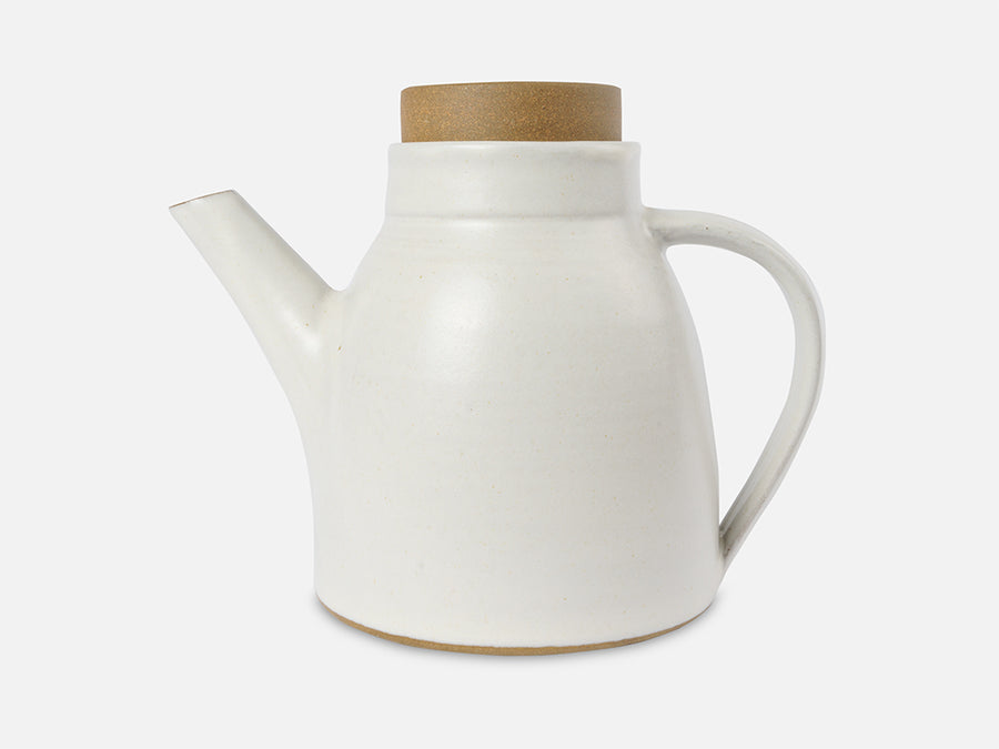 Schlichte Teekanne aus Keramik // Weiß